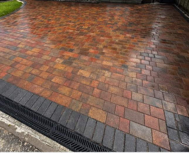 After, Brindle block paving with premium sealer, Driveway Cleaning, Dorset – Dorset Exterior Cleaning